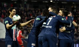 L'attaquant du PSG Edinson Cavani et ses coéquipiers après un but contre son camp de Dijon, le 12 février 2020 au stade Gaston Gérard