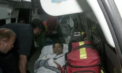 Le ministre de l'Intérieur pakistanais Ahsan Iqbal, blessé par balle, est évacué vers Lahore par hélicoptÚre sanitaire le 6 mai 2018