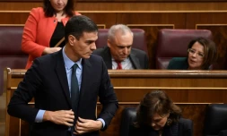 Le Premier ministre espagnol Pedro Sanchez quitte la Chambre des députés le 13 février 2019, après le rejet de son budget