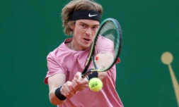 Le Russe Andrey Rublev face Ă l'Espagnol Rafael Nadal en quart de finale du Masters 1000 de Monte-Carlo, le 16 avril 2021