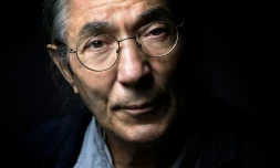 Photo d'archive de l'écrivain franco-algérien Boualem Sansal qui pose à Paris le 4 septembre 2015