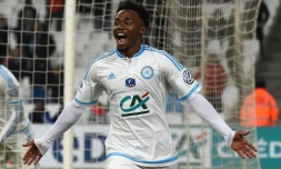 Le milieu de Marseille Georges-KĂ©vin Nkoudou fĂȘte son but contre Montpellier en Coupe de France au VĂ©lodrome, le 20 janvier 2016