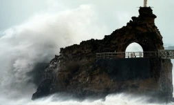 Fortes vagues au Rocher de La Vierge, au large de Biarritz, lors de la tempête Amélie, le 3 novembre 2019