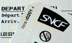 Les prix des billets de train ne vont augmenter pour les usagers de la SNCF, malgré la reprise par l'Etat d'une partie de la dette de l'entreprise publique, a assuré vendredi la ministre des Transports Elisabeth Borne