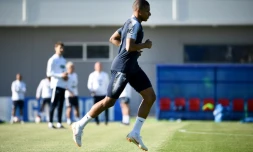 L'attaquant des Bleus Kylian Mbappé lors d'une séance d'entraînement, le 2 juillet 2018 à Istra
