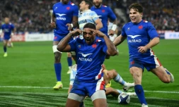 La joie du talonneur français Peato Mauvaka, après son essai marqué contre l'Argentine, lors de leur test-match automnal, le 6 novembre 2021 au Stade de France