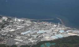 Vue aérienne des réservoirs d'eau traitée de la centrale nucléaire de Fukushima Daiichi, le 24 août 2023 au Japon