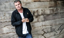 Le céréalier Paul François dans sa ferme à Bernac, le 28 juillet 2015