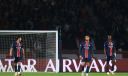 Les Parisiens Lucas Beraldo, Warren Zaïre-Emery et Willian Pacho lors de la défaite du PSG contre l'OGC Nice (1-3) pour la 31e journée de Ligue 1 au Parc des Princes le 25 avril 2025
