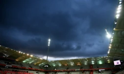 Le stade Auguste-Delaune, à Reims, le 27 septembre 2020 avant la réception du Paris Saint-Germain. La ministre française des Sports, Amélie Oudéa-Castéra, a dit envisager la possibilité de ne plus jouer en nocturne "dès cet hiver"