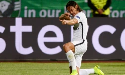 L'attaquant du PSG Edinson Cavani fĂȘte un but face Ă Ludogorets, le 28 septembre 2016 Ă Sofia