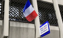 Le parquet de Paris a ouvert une enquĂȘte prĂ©liminaire vendredi aprĂšs la plainte dĂ©posĂ©e par dix-huit adolescents qui accusent des policiers de violences, agressions sexuelles et insultes racistes Ă leur encontre