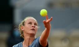 Fiona Ferro face à la Kazakhe Elena Rybakina au 2e tour de Roland-Garros, le 1er octobre 2020