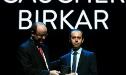 Le mathématicien kurde Cauchar Birkar reçoit la médaille Fields à Rio de Janeiro, le 01 août 2018 (photo transmise par le Congrès international de mathématiques)