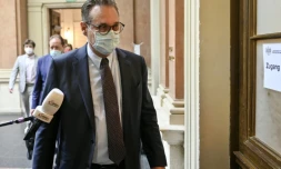 L'ex-vice-chancelier autrichien d'extrême droite Heinz-Christian Strache arrive au tribunal de Vienne le 9 juillet 2021