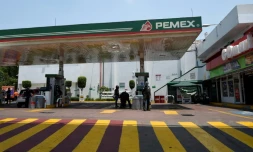 Une station-service de la société publique Pemex, à Mexico, le 20 avril 2020