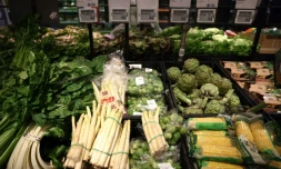 Rayon légumes danns un magasin Carrefour le 29 mars 2023 à Villeneuve-la-Garenne, dans les Hauts-de-Seine.