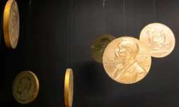 Des médailles à l'effigie de l'ingénieur, chimiste, inventeur et philantrope Alfred Nobel (1833-1896)