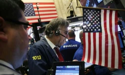 Des traders à la Bourse de New York , le 8 décembre 2015.
