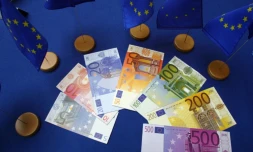 Billets de 5 à 500 euros, photographiés le 14 mai 2001 à la Bourse du commerce de Paris