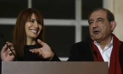 L'ancien vice-Premier ministre syrien Qadri Jamil (D) parle à la presse, avec à ses cÎtés Randa Kassis, opposante laïque et co-présidente de la délégation d'opposants syriens proches de Moscou, au siÚge de l'Onu à GenÚve, le 16 mars 2016