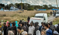 Des migrants le 1er octobre 2016 dans la "Jungle" de Calais