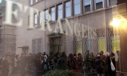 Plus de titres de séjour, moins de régularisations et une petite diminution des demandes d'asile: le ministère de l'Intérieur a publié le tableau 2025 de l'immigration 