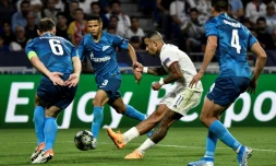 L'attaquant de Lyon Memphis Depay avec le ballon lors du match nul 1-1 Ă domicile face au Zenit Saint-Petersbourg le 17 septembre 2019 en Ligue des champions