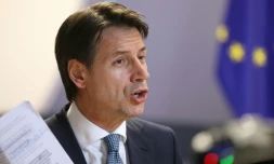 Le Premier ministre italien Giuseppe Conte parle à la presse après l'accord trouvé sur les migrations à Bruxelles, le 29 juin 2018