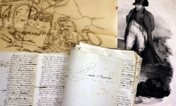 Le manuscrit dicté et annoté par Napoléon, ainsi qu'un plan de bataille dessiné par un général fidÚle à l'empereur, exposés dans une galerie parisienne, le 25 janvier 2021
