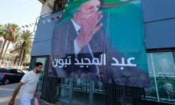 Une affiche électorale du président algérien Abdelmadjid Tebboune à Oran, le 5 septembre 2024