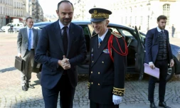 Edouard Philippe et le nouveau préfet de police de Paris, Didier Lallement, à Paris le 21 mars 2019