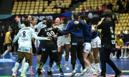 Les Françaises qualifiées pour la finale du Mondial de hand aprÚs leur démonstration contre la SuÚde à Herning, le 15 décembre 2023