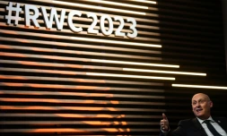 Le président de la Fédération française de rugby (FFR), Bernard Laporte, lors d'une conférence de presse consécutive au tirage au sort des poules du Mondial-2023, le 14 décembre 2020 à Paris