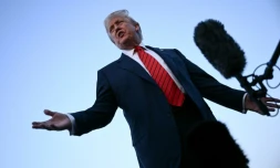Le président américain Donald Trump devant la presse en Pennsylvanie le 3 août 2025