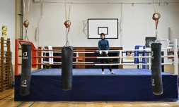 Figure prometteuse de la boxe féminine allemande, Zeina Nassar ferraille aussi pour faire accepter son hijab dans les compétitions internationales. A l'entraînement à Berlin le 23 août 2019