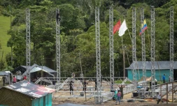 Les préparatifs pour la célébration de la fin du désarmement, le 26 juin à Mesetas, en Colombie