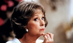L'actrice française Danielle Darrieux, lors d'une répétition au théâtre Hebertot à Paris, le 4 février 1987