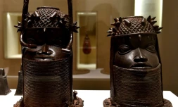 Des représentations royales datant de la fin du 18e siècle au Bénin, exposée au musée du Quai Branly, le 18 juin 2018 à Paris