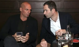 Yanis Varoufakis (G)  et Benoit Hamon, le 21 juin 2018 à Paris