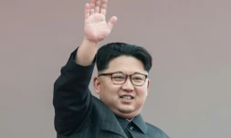 Le dirigeant nord-coréen Kim Jong-Un lors d'une parade à Pyongyang le 10 mai 2016
