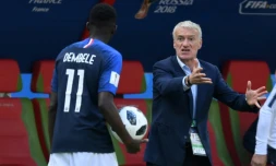 Le sélectionneur de l'équipe de France Didier Deschamps face à l'Australie lors du Mondial, le 16 juin 2018 à Kazan