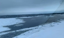 Photo aérienne, transmise le 22 janvier 2020 par la Sûreté du Québec, de la zone où a eu lieu l'accident de motoneige, dans le nord de la province