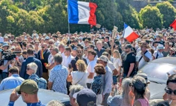 Défilé en mémoire de Louis, un adolescent de 17 ans battu à mort fin juin dans un guet-apens, le 5 juillet 2026 à Narbonne