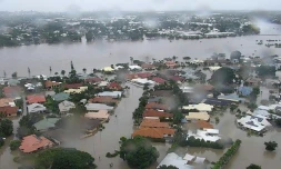 Photo fournie par les services de secours de l'Etat du Queensland le 4 février 2019 et montrant le paysage dévasté par les inondations dans la ville de Townsville