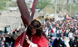 Le Vendredi Saint rappelle le Chemin de Croix et la cruxifixion du Christ pour plus d'un milliard de chrétiens dans le monde
