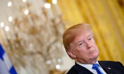 Trump dit n'avoir aucun mal à trouver un avocat, malgré défections et refus