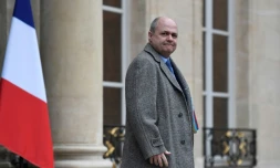 Le ministre de l'Intérieur Bruno Le Roux à la sortie du conseil des ministres le 11 janvier 2017 à l'Elysée à Paris