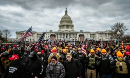 Des partisans de Donald Trump rassemblés devant le Capitole de Washington, le 6 janvier 2021