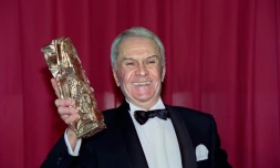 Le comédien Robert Hirsch lors de la cérémonie des César à Paris le 4 mars 1990